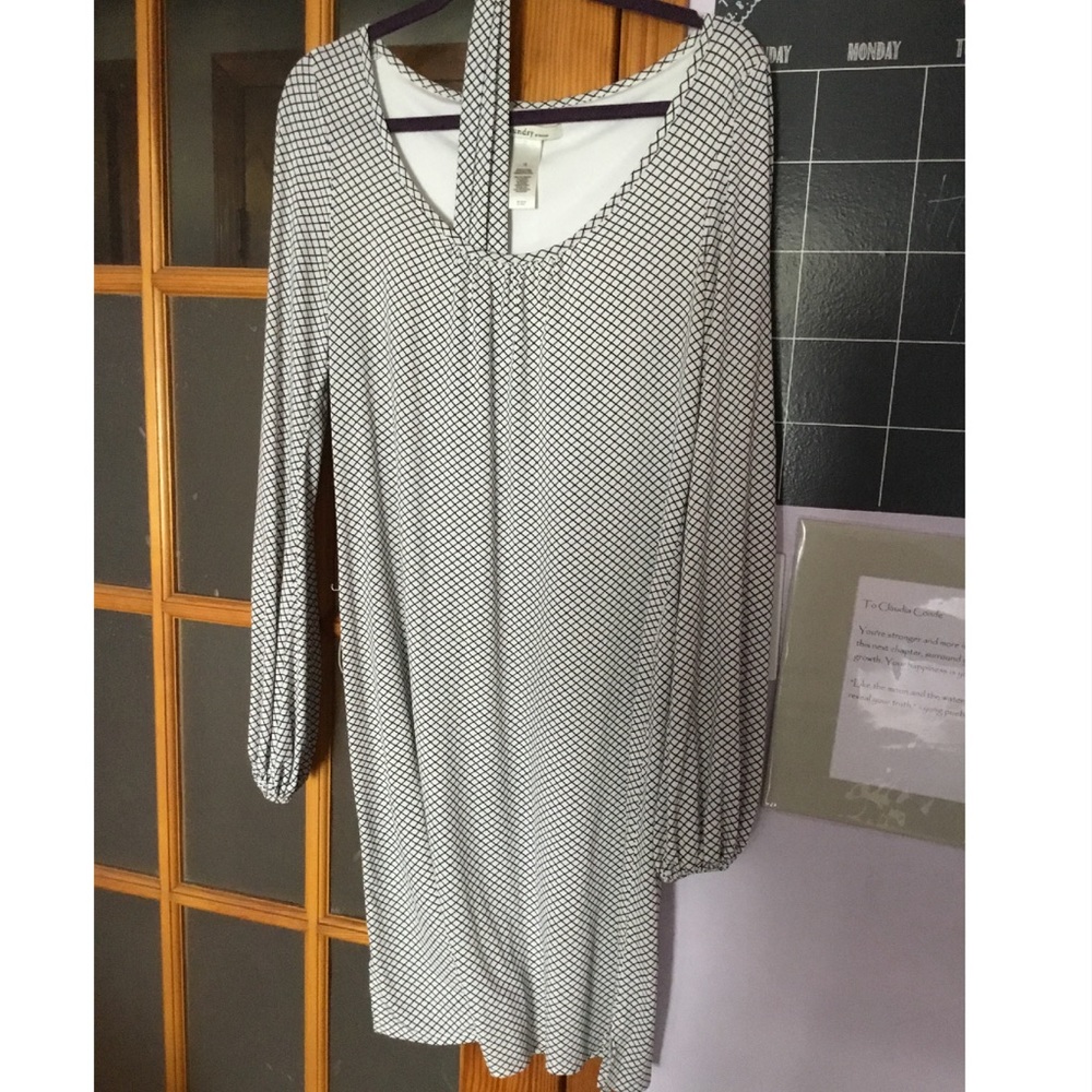 Geometric Black & White Dress by laundry by design